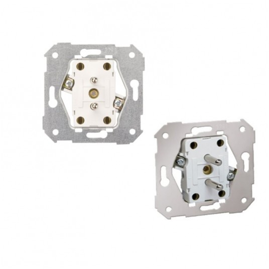 Simon 82 Gniazdo podwójne z/u 16A mechanizm -zdjęcie numer 1