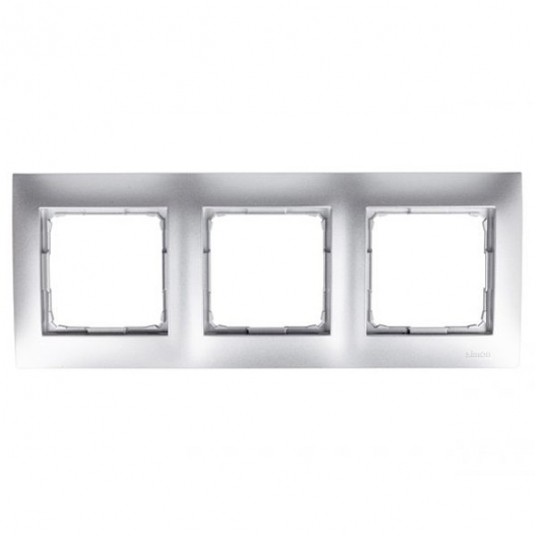 Simon54 Ramka potrójna srebrny mat 3 pola -zdjęcie numer 1